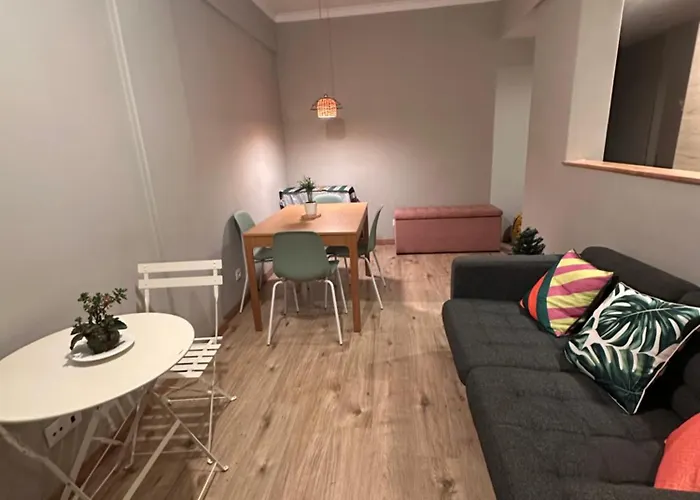 Moscavide Homestay *